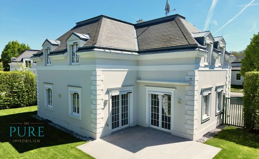 Villa in Oberwaltersdorf, Lower Austria, Austria 1