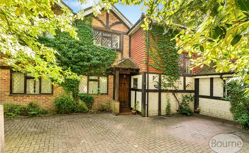 House in Merrow, Guildford, England 1