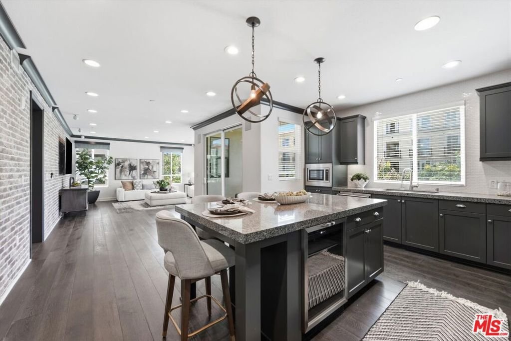 Condo in Los Angeles, California, United States 2 - 18511086