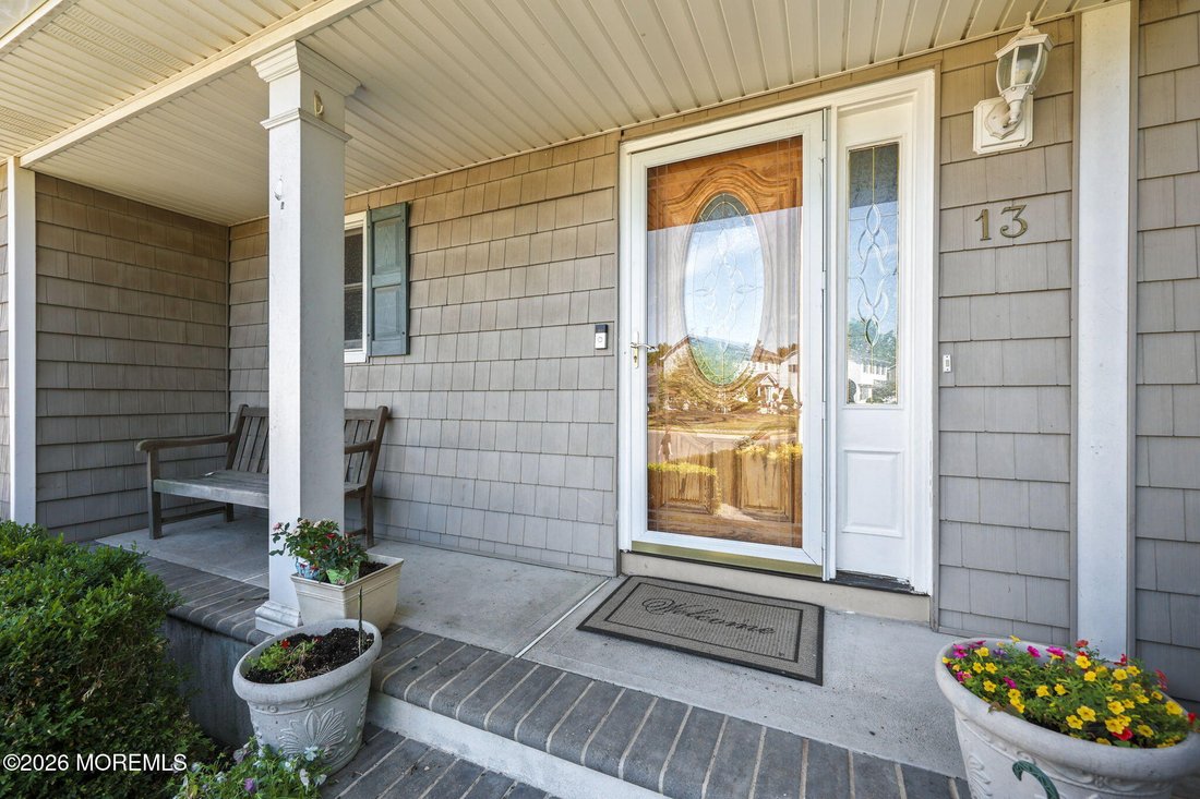 House in Hazlet, New Jersey, United States 3 - 18515079