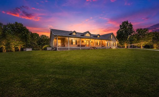 House in Waverly, Tennessee, United States 1