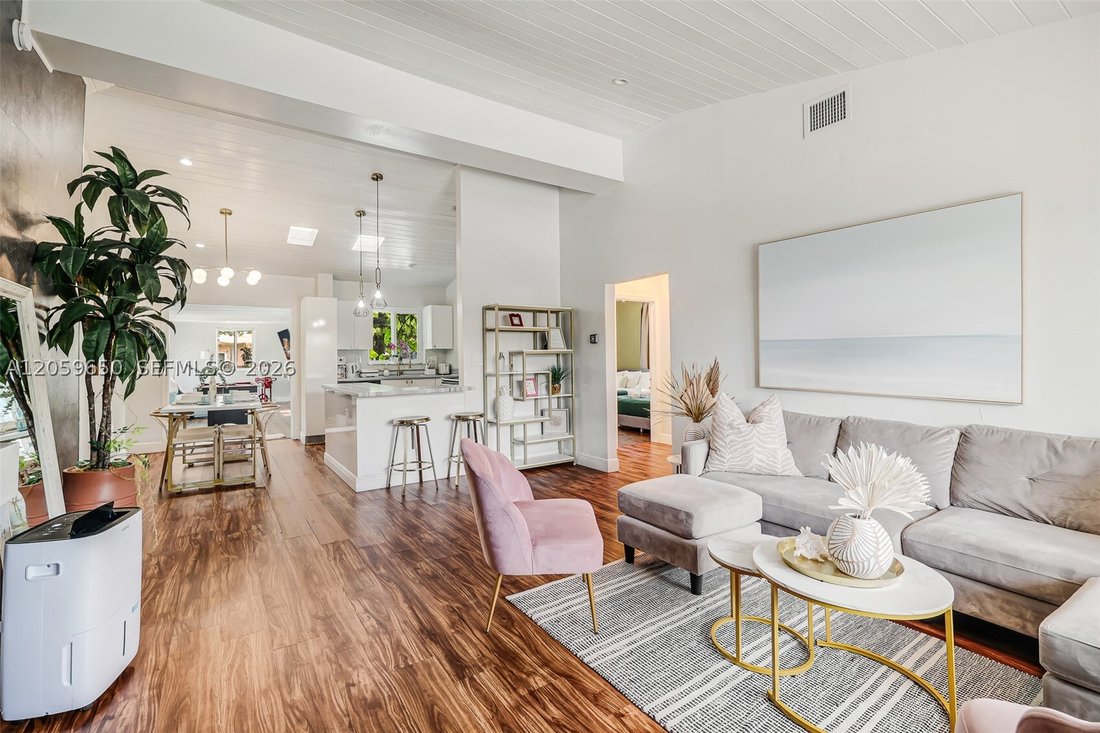 House in Miami, Florida, United States 5 - 18511349