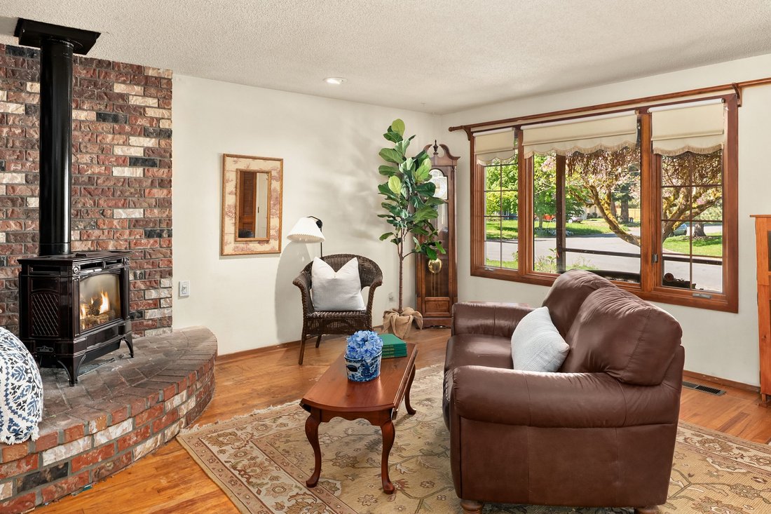 House in Bellevue, Washington, United States 5 - 18509440