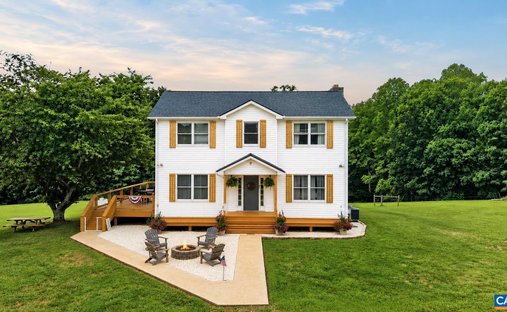 House in Lowesville, Virginia, United States 1