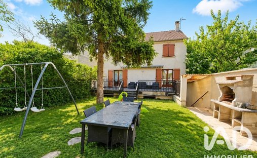 House in Mutuelle-Barbusse-Saint Rémy-Joliot Curie, Saint-Denis, France 1