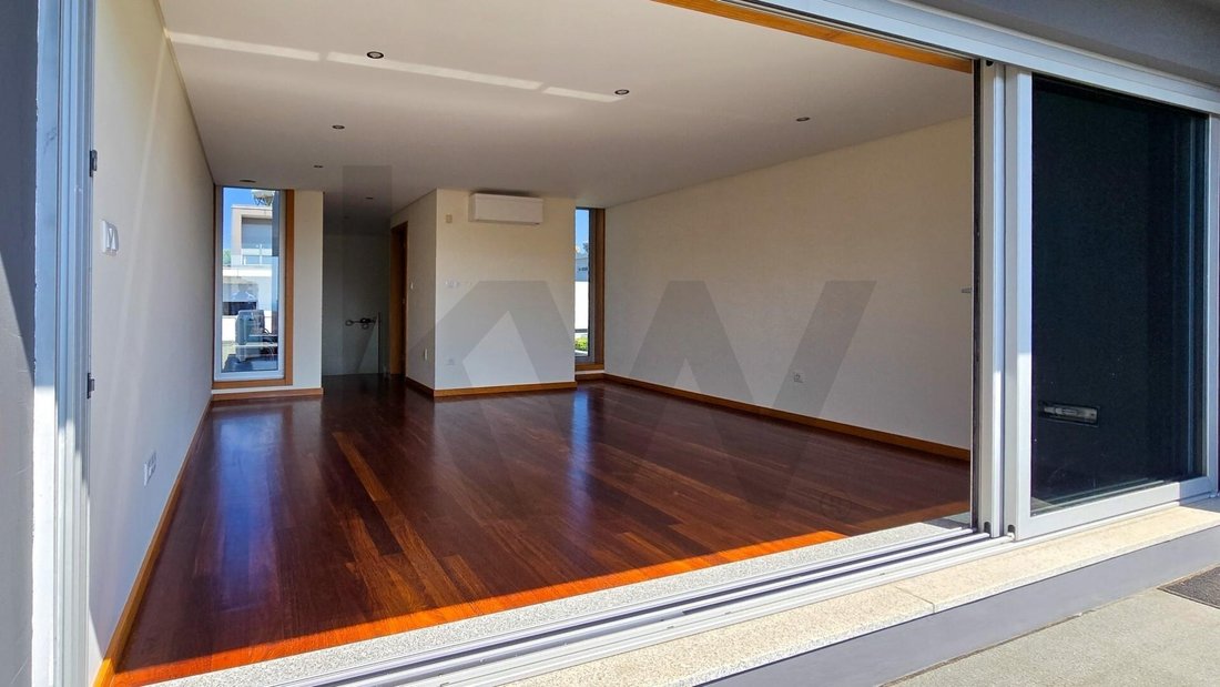 House in Sao Felix da Marinha, Porto District, Portugal 4 - 18508792