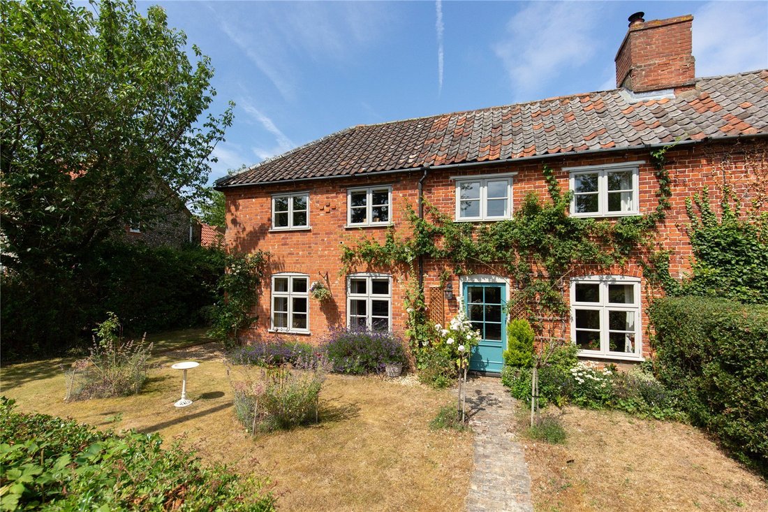 House in Bessingham, England 1 - 18509683