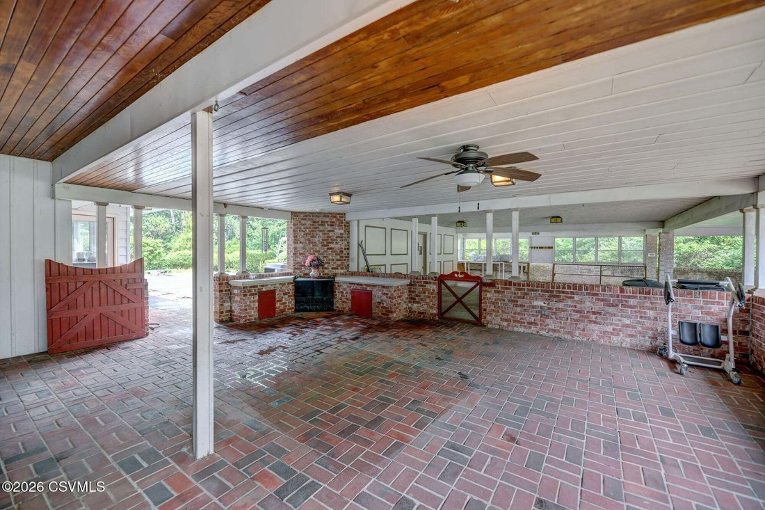 House in Bloomsburg, Pennsylvania, United States 5 - 18510489