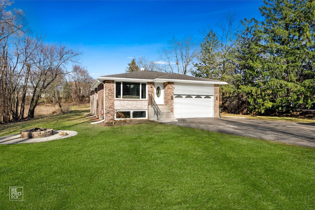 House in Palatine, Illinois, United States 1 - 18512115