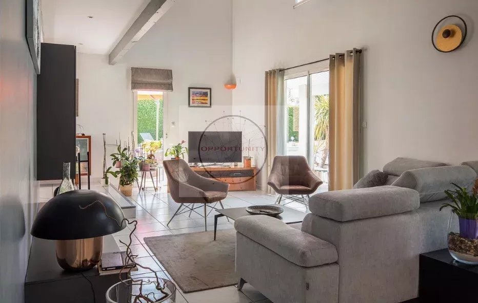 House in France 2 - 18509802