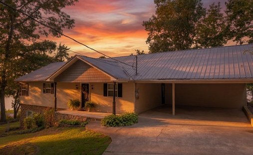 House in Ohatchee, Alabama, United States 1