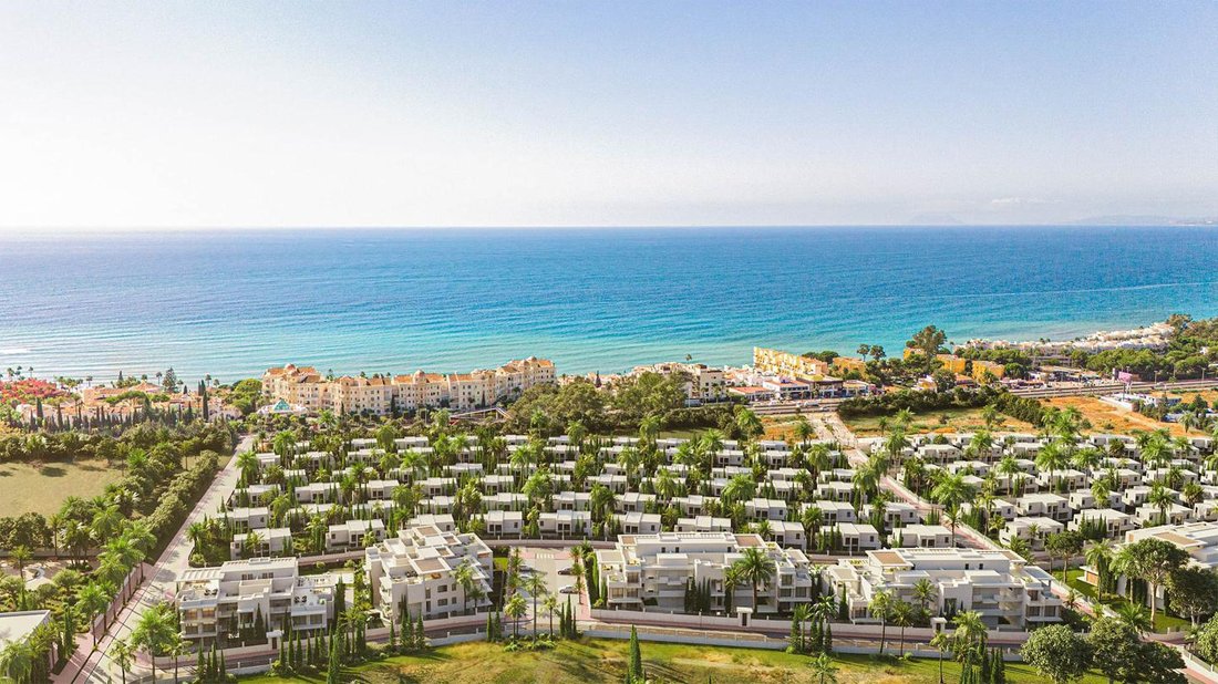 Apartment in Estepona, Andalusia, Spain 5 - 18513614