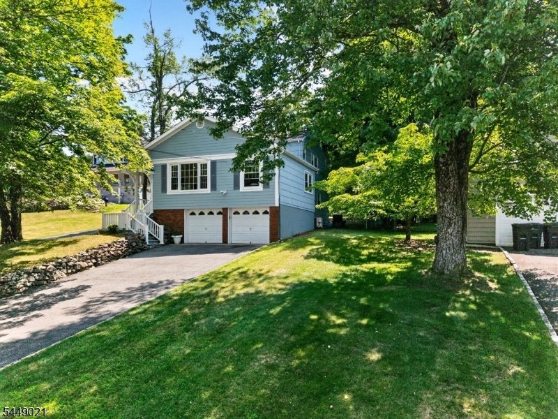House in Caldwell, New Jersey, United States 3 - 18510062