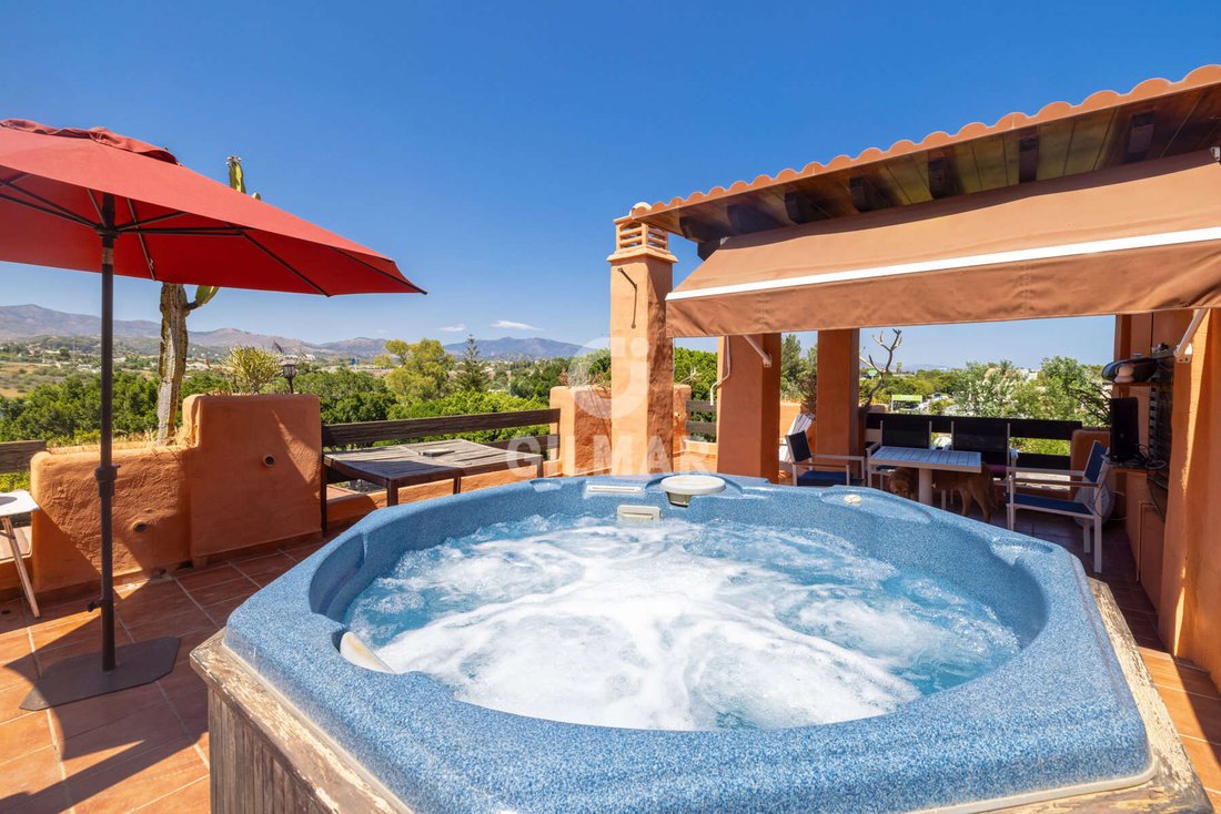 Penthouse in Estepona, Andalusia, Spain 4 - 18508262