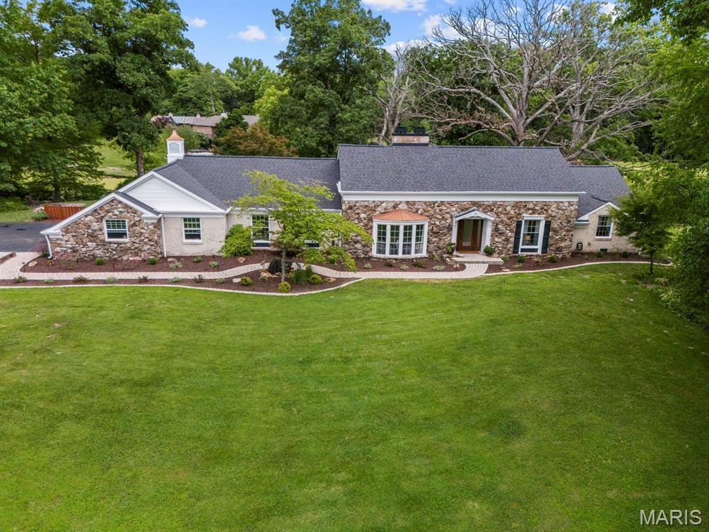 House in Swansea, Illinois, United States 1 - 18512024