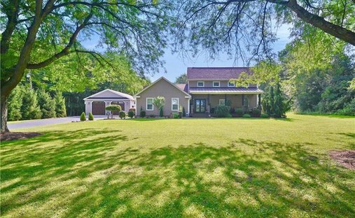 House in Canfield, Ohio, United States 1