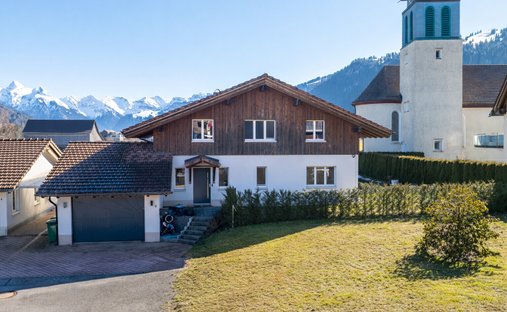 Haus in Einsiedeln, Schwyz, Schweiz 1