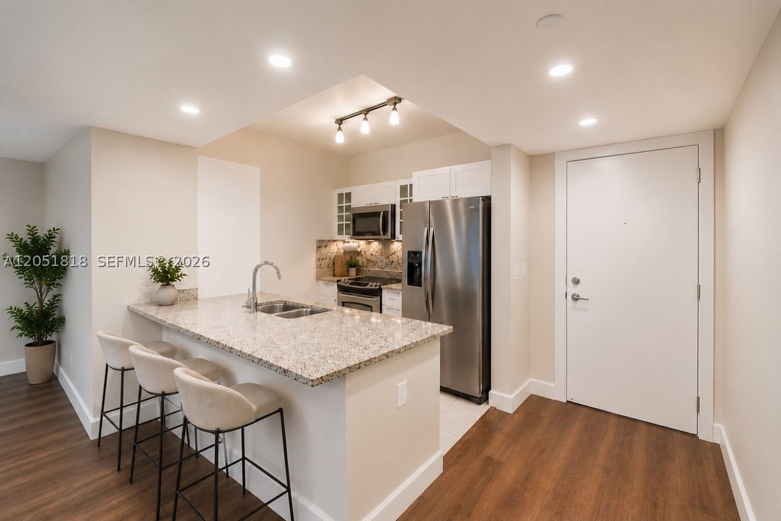 Condo in Miami, Florida, United States 3 - 18509329