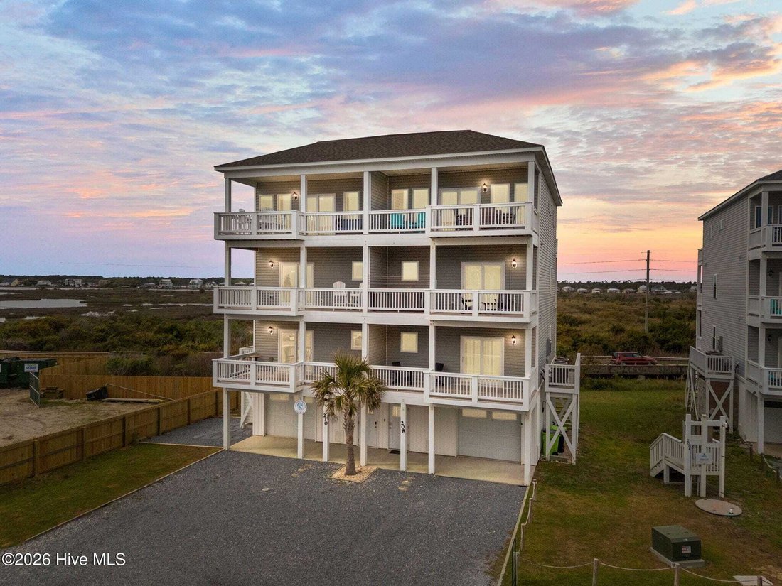 House in North Topsail Beach, North Carolina, United States 2 - 17636768