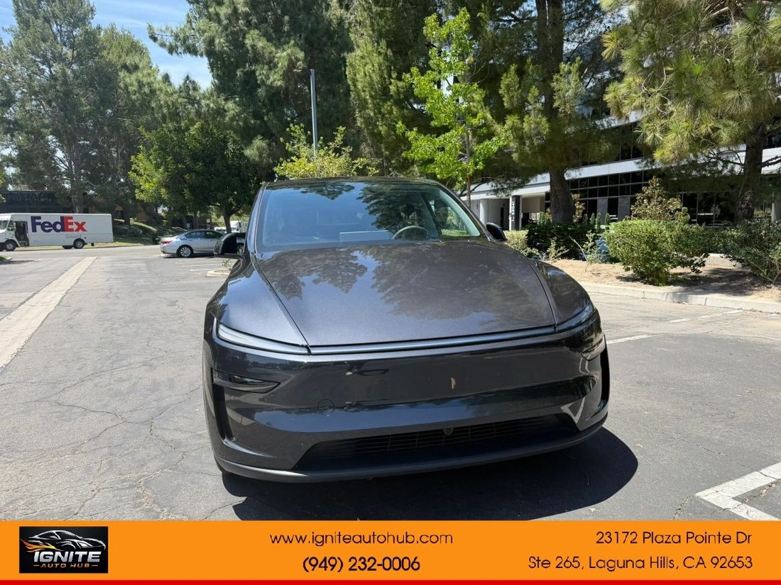 Suv in Laguna Hills, CA, United States 1 - 18517832
