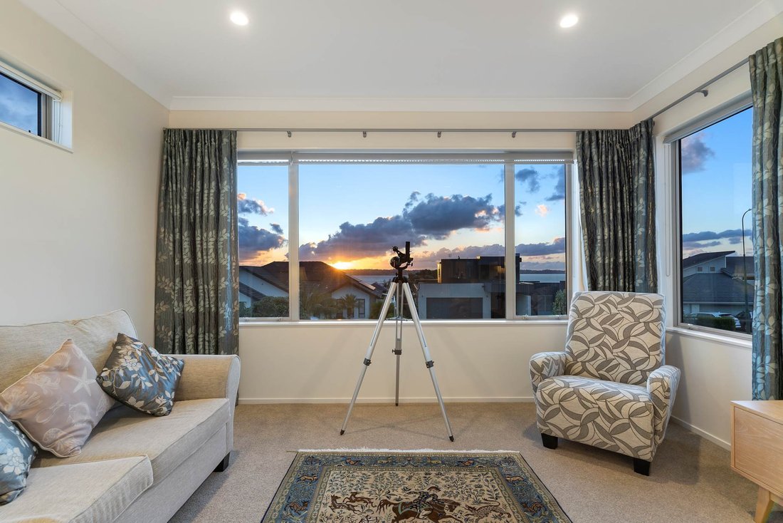 House in Beachlands, Auckland, New Zealand 1 - 15367593