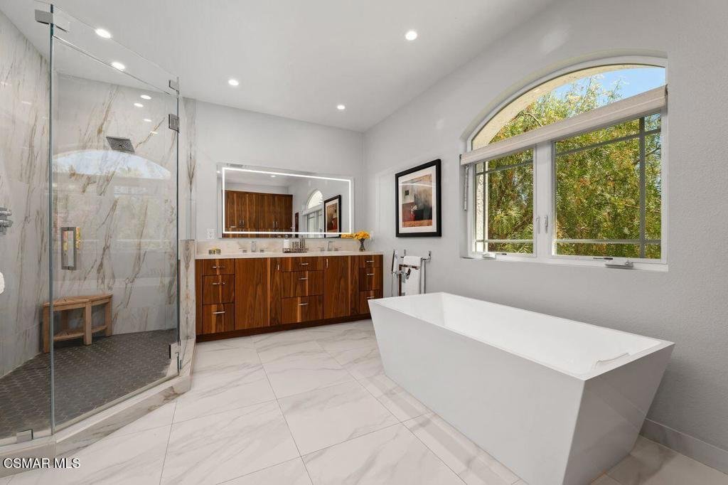 House in West Hills, California, United States 5 - 18513395