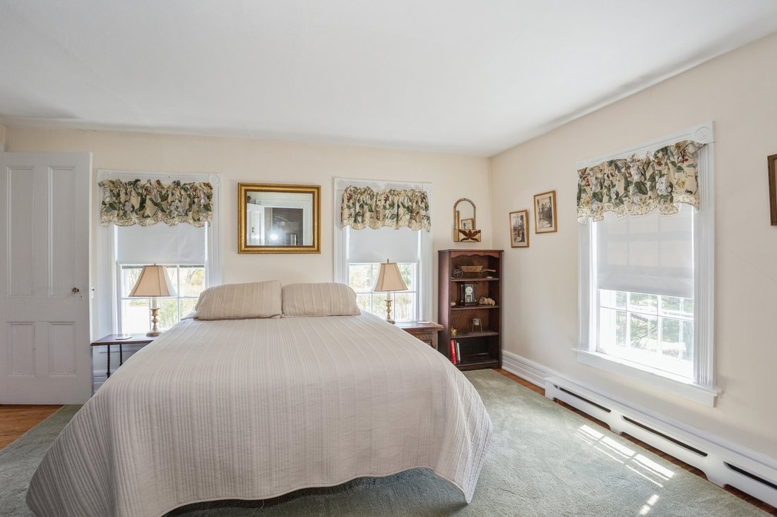 East Quogue, New York, United States 4 - 18294918
