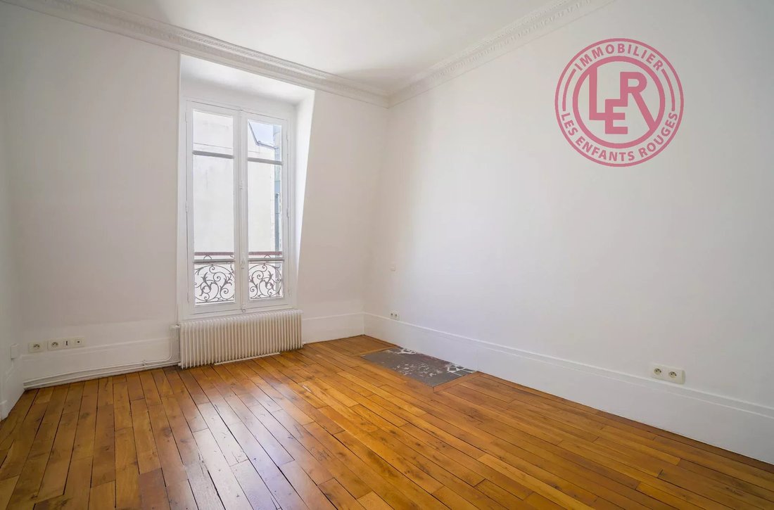 Apartment in Gros Caillou, Paris 7e Arrondissement, Paris 4 - 18510019