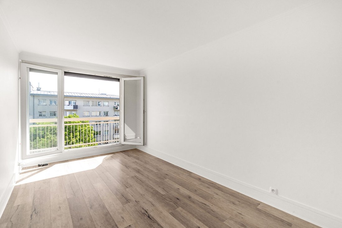 Apartment in Léon-Blum Folie-Regnault, Paris 11e Arrondissement, Paris 2 - 18510259