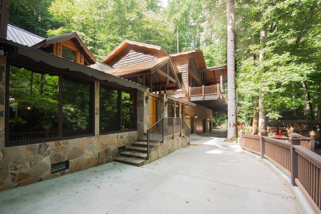 House in Highlands, North Carolina, United States 3 - 18517613