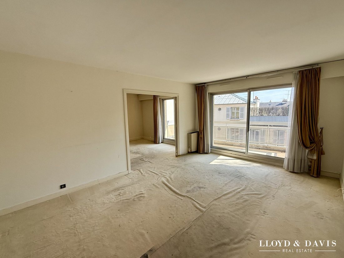 Apartment in Domaine National du Château, Versailles, France 2 - 18514713