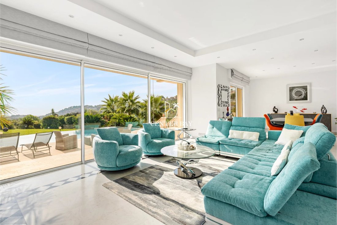 Villa in Antibes, Provence-Alpes-Côte d'Azur, France 4 - 18508155