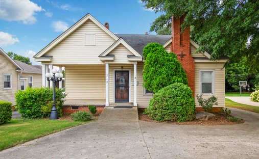 House in Guntersville, Alabama, United States 1