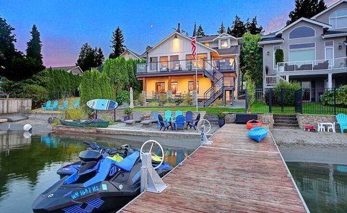 House in Stanwood, Washington, United States 1