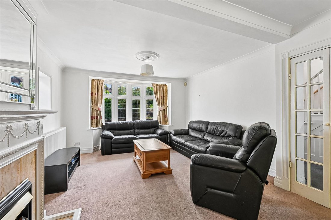 House in Nork, Reigate and Banstead, England 2 - 18514971