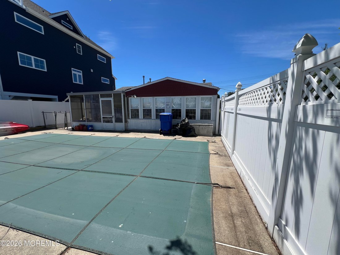 House in Toms River, New Jersey, United States 3 - 18508419