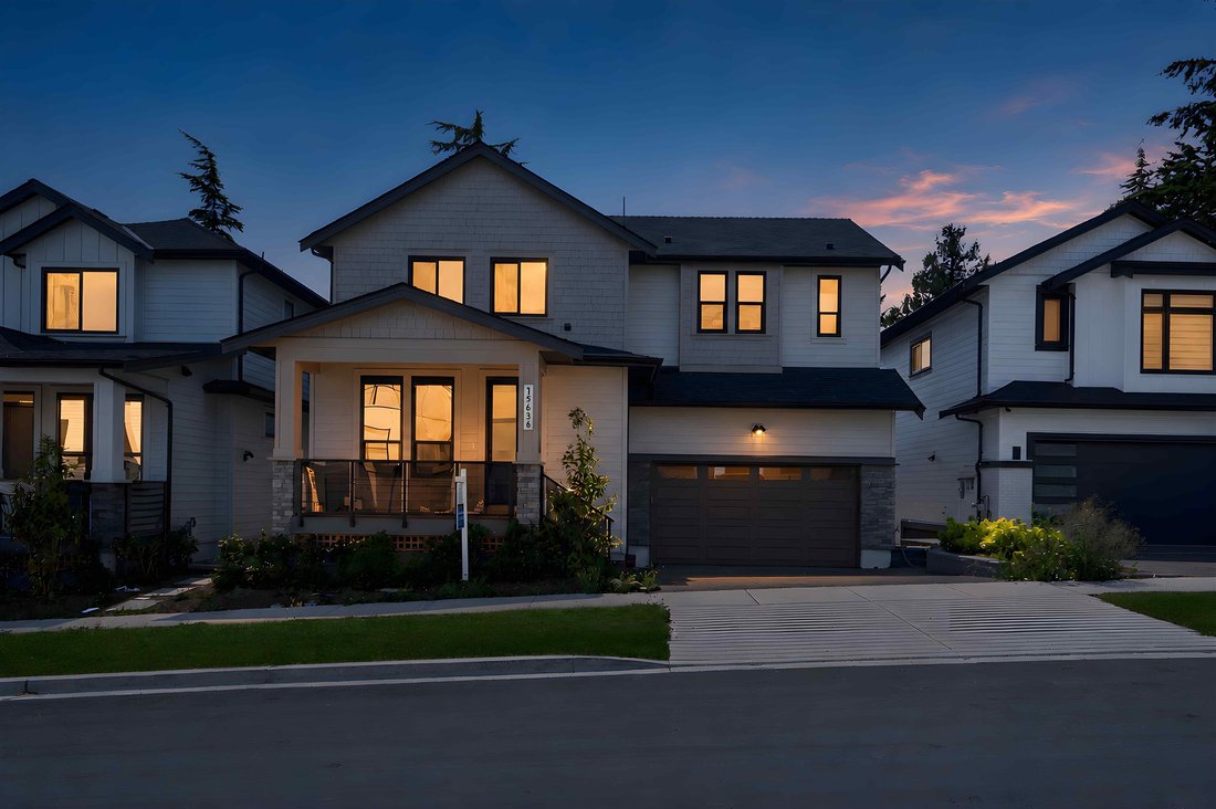 House in Surrey, British Columbia, Canada 4 - 18522613