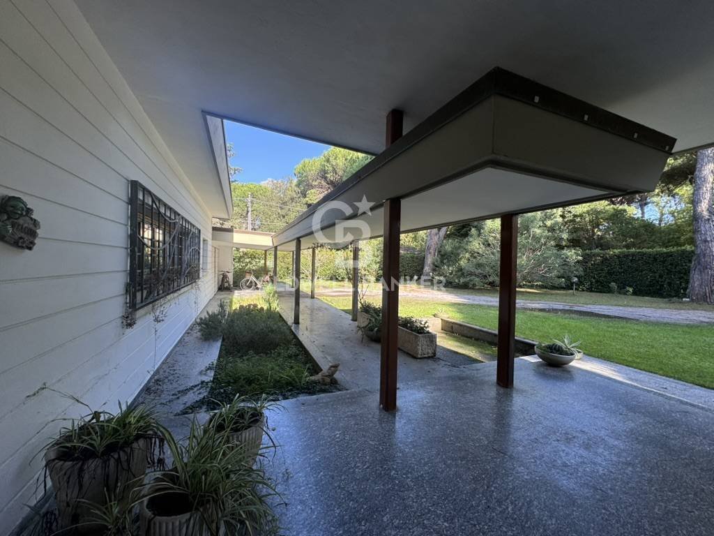 Villa in Ronchi, Massa, Italy 5 - 18514361