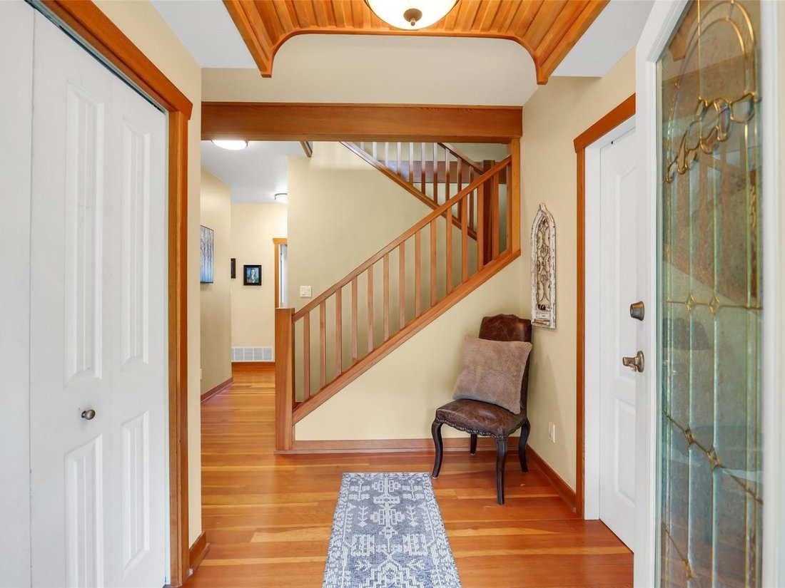 House in Mount Currie, British Columbia, Canada 3 - 18514389