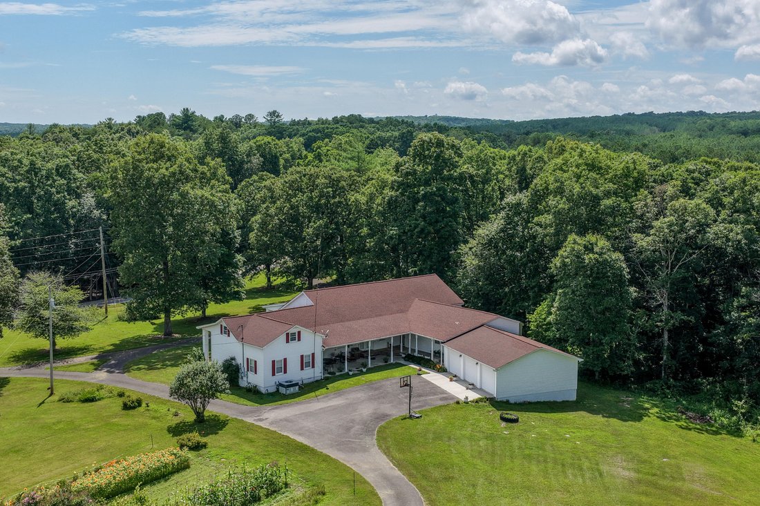 House in Spencer, Tennessee, United States 3 - 18512834