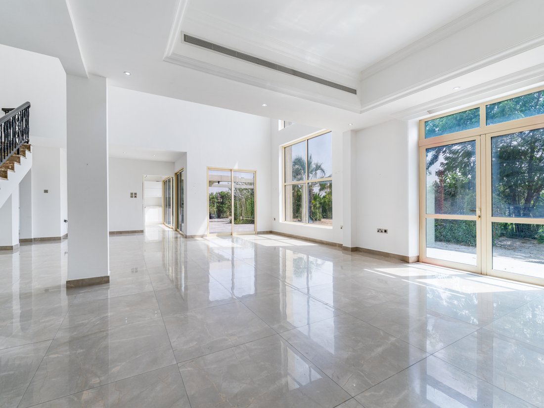 Villa in Jumeirah Islands / Juzur Jumeirah, Dubai, United Arab Emirates 2 - 18412165