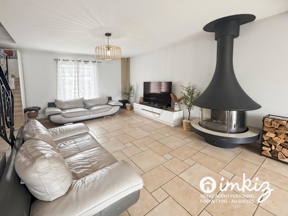House in La Pyramide, Brunoy, France 5 - 18517304
