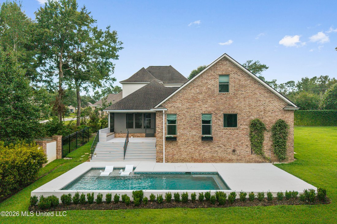House in Biloxi, Mississippi, United States 2 - 18511121