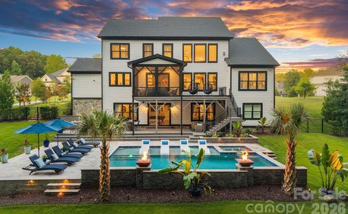 House in Huntersville, North Carolina, United States 1