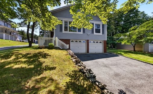 House in Caldwell, New Jersey, United States 1