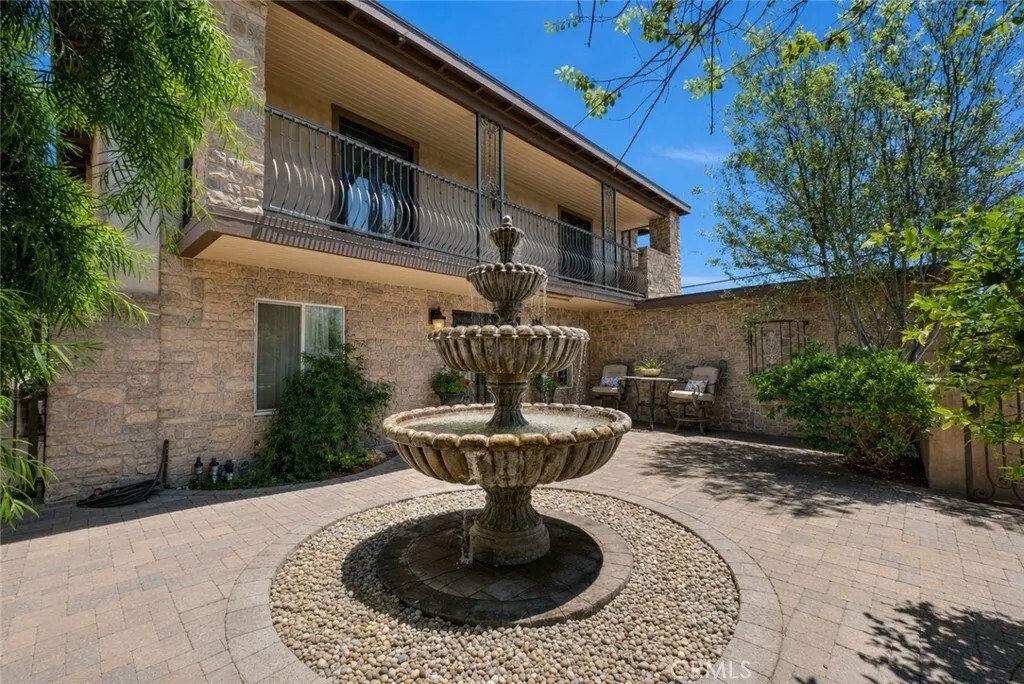 House in Santa Ana, California, United States 3 - 18513123