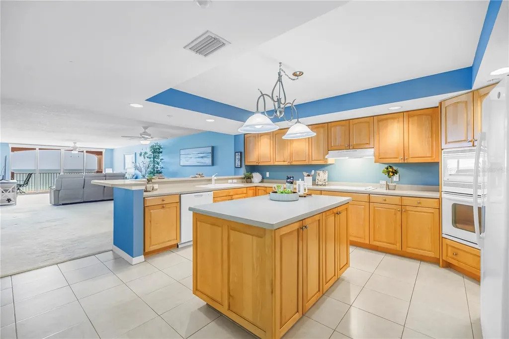 House in Madeira Beach, Florida, United States 5 - 18522605