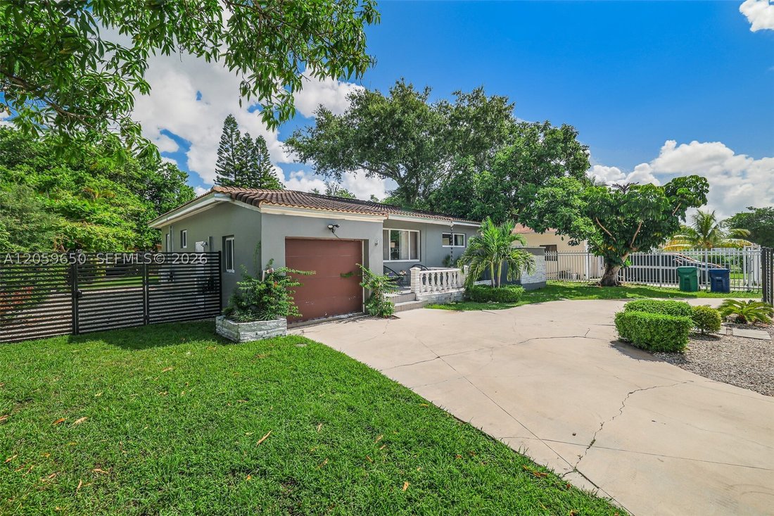 House in Miami, Florida, United States 3 - 18511349