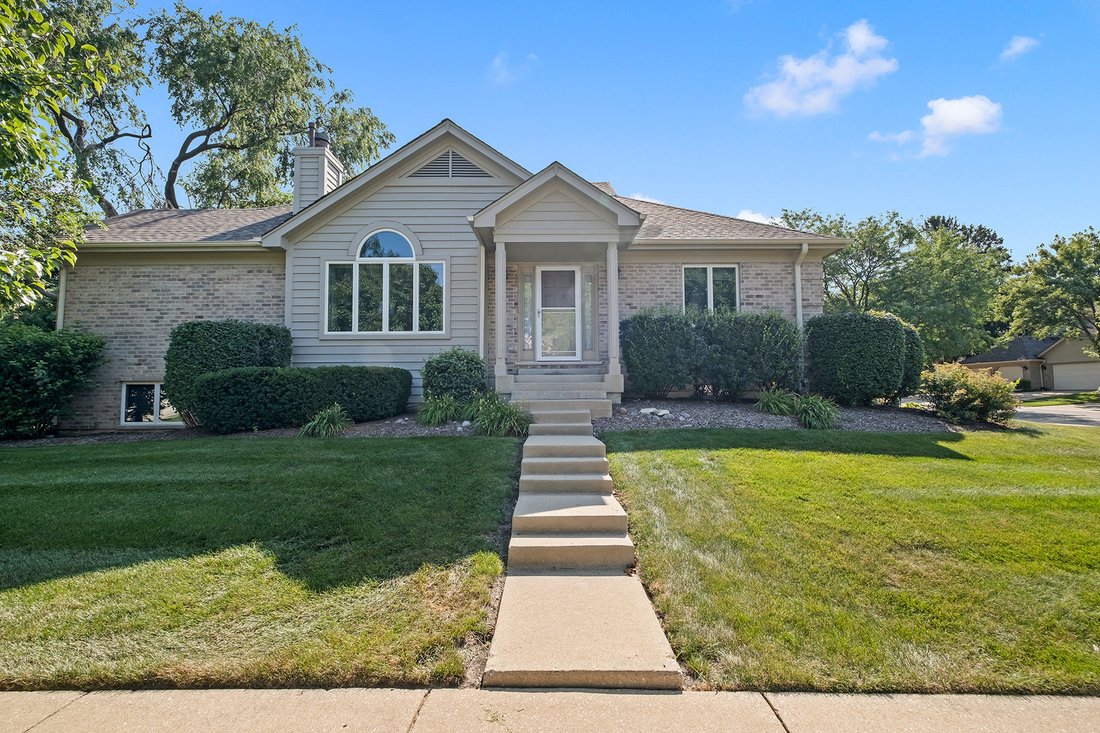 Townhouse in Downers Grove, Illinois, United States 1 - 18512068