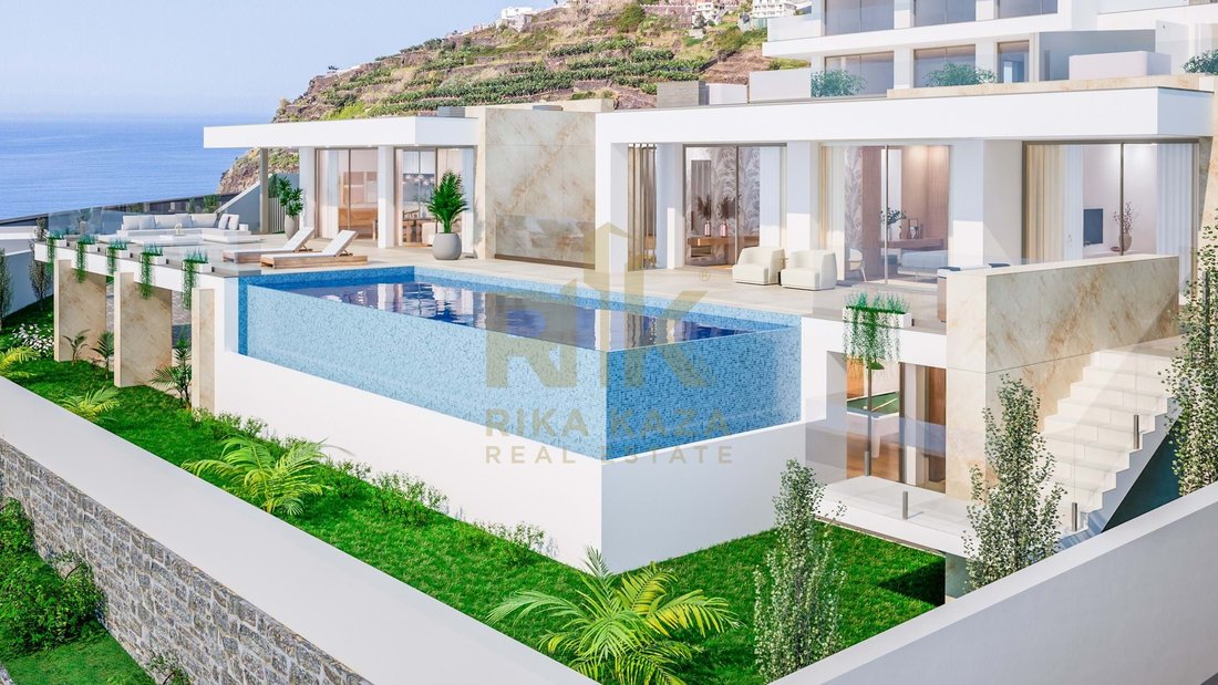 Villa in Estreito da Calheta, Madeira, Portugal 1 - 18382074